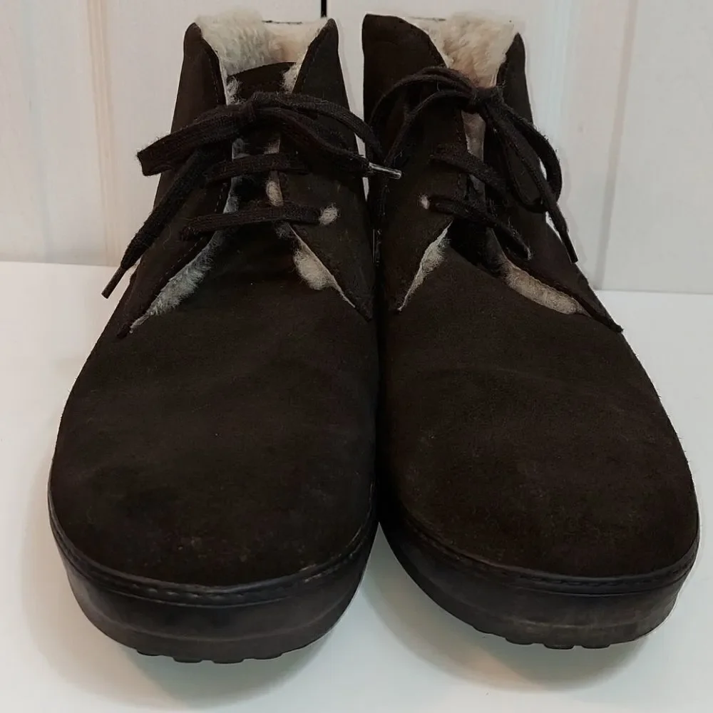 Tod's Shearling Lined Nubuck Chukka Boots 9.5